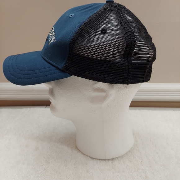 Men's Carhartt half mesh adjustable snapback baseball cap. - Picture 4 of 8